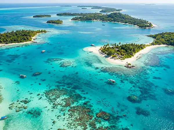 ARCHIPEL AUX MILLE NUANCES BLEUES
